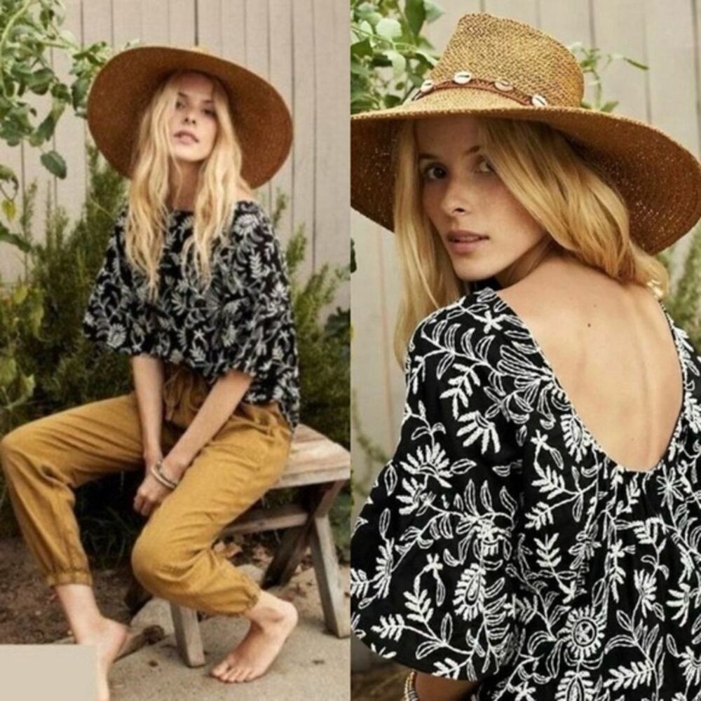 By Anthropologie Black and White Floral Off Shoulder Bubble Blouse Top Size M